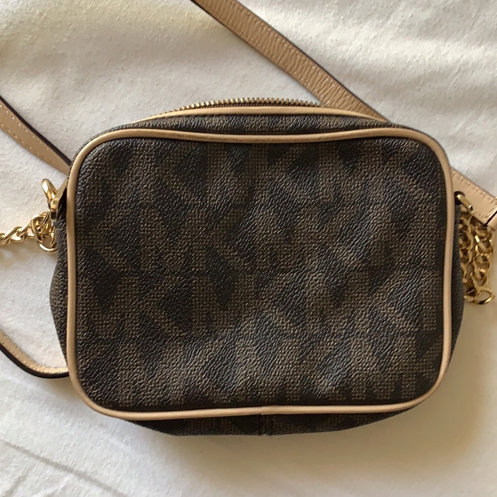 Michael Kors Small Crossbody Bag - Picture 4 of 5